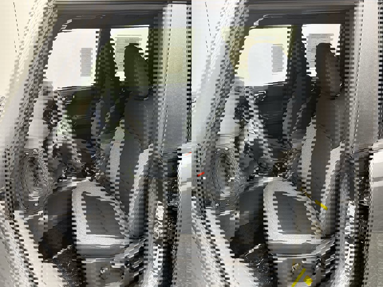 New 2025 Ford Bronco 4-Door image 8