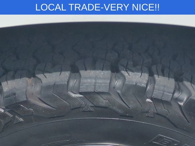 Used 2023 GMC Yukon AT4 w/ AT4 Premium Package image 11