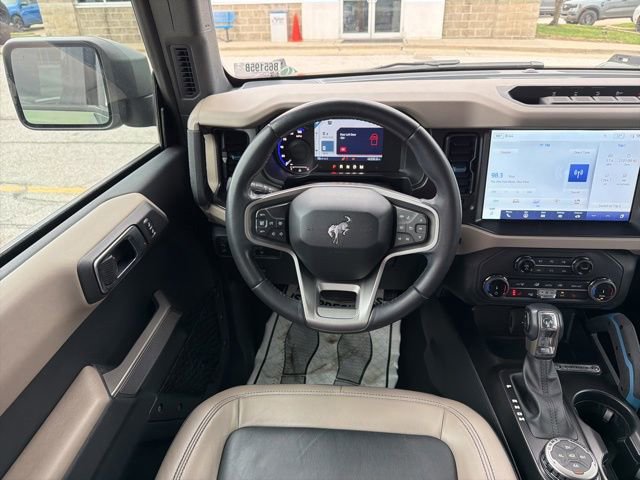 Certified 2022 Ford Bronco Wildtrak AWD/4WD image 22