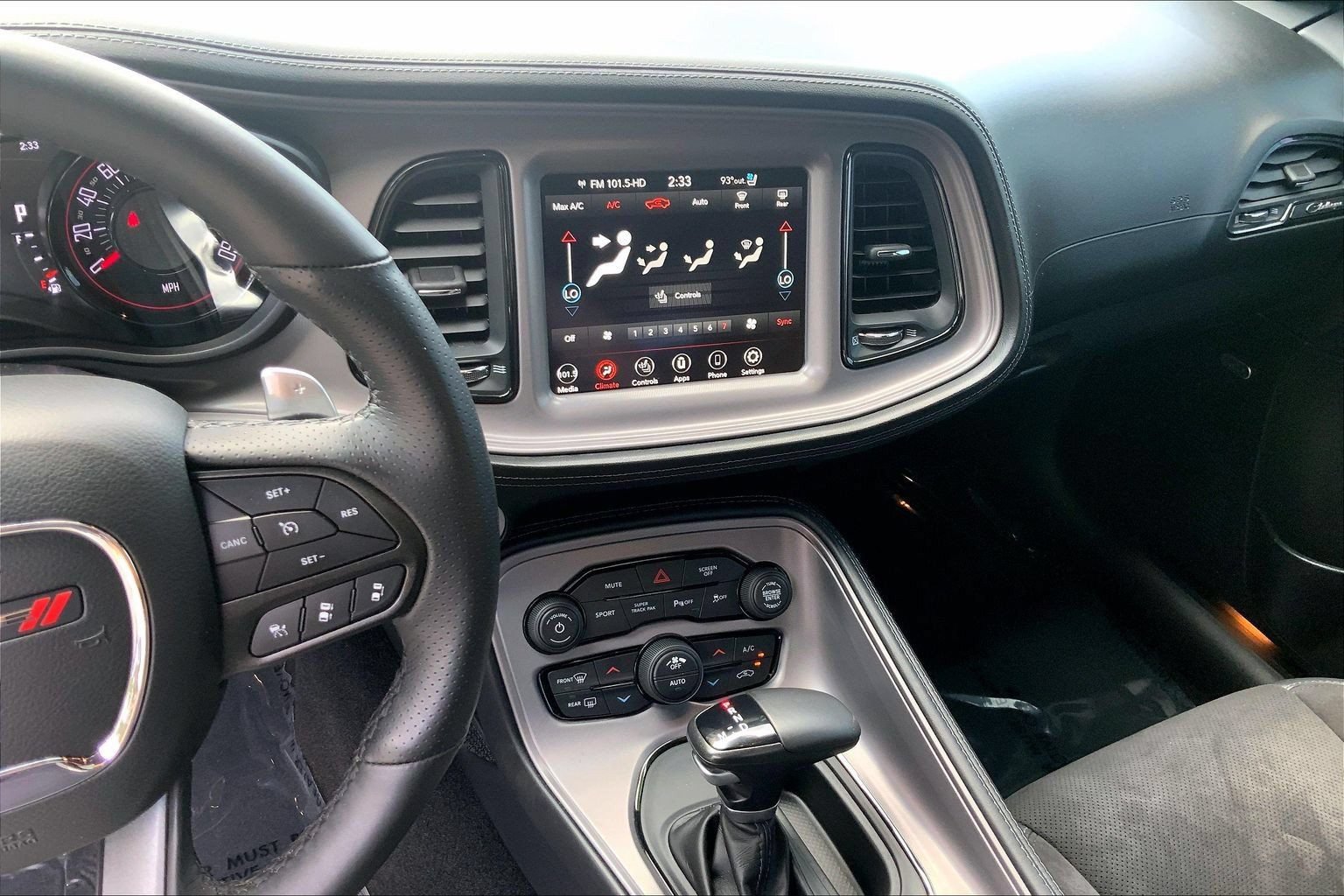 Certified 2023 Dodge Challenger GT w/ Plus Package RWD image 6