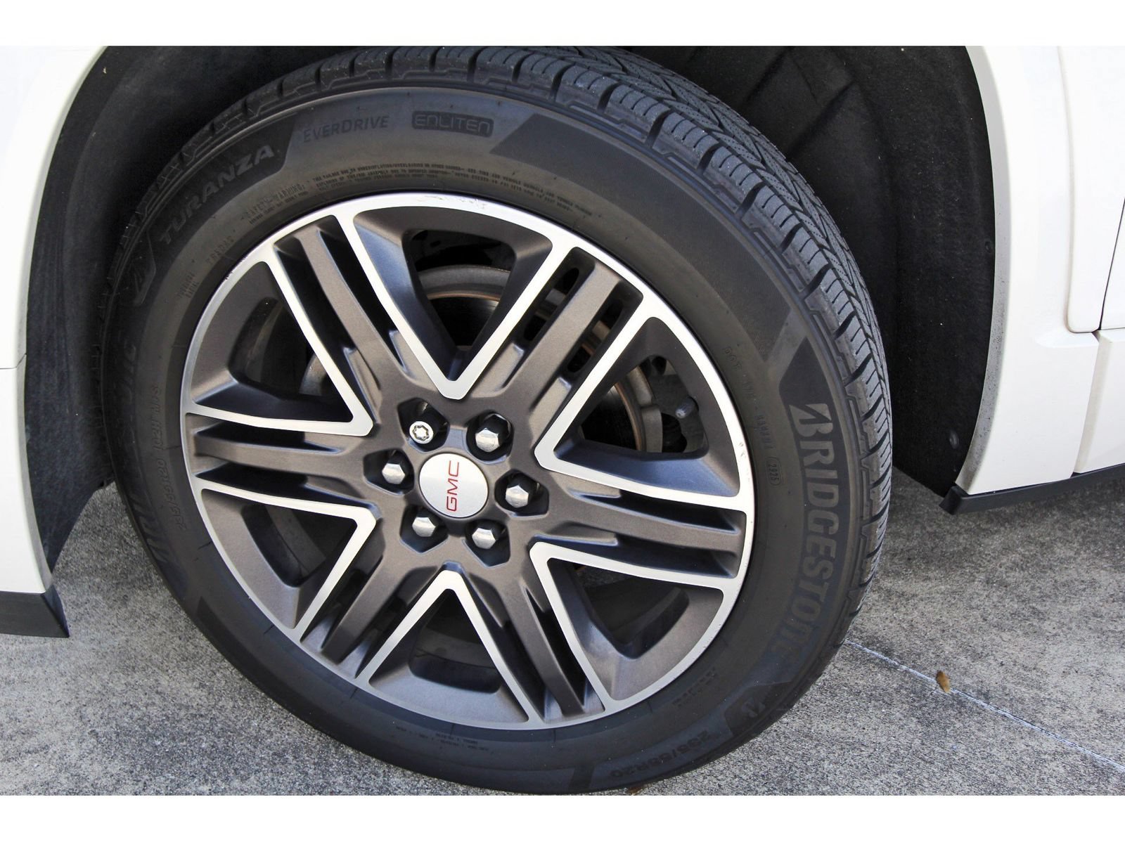 Used 2020 GMC Acadia Denali FWD image 28