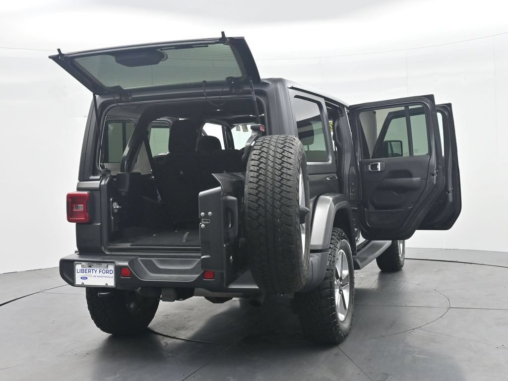 Used 2020 Jeep Wrangler Unlimited Sahara w/ Dual Top Group AWD/4WD image 49