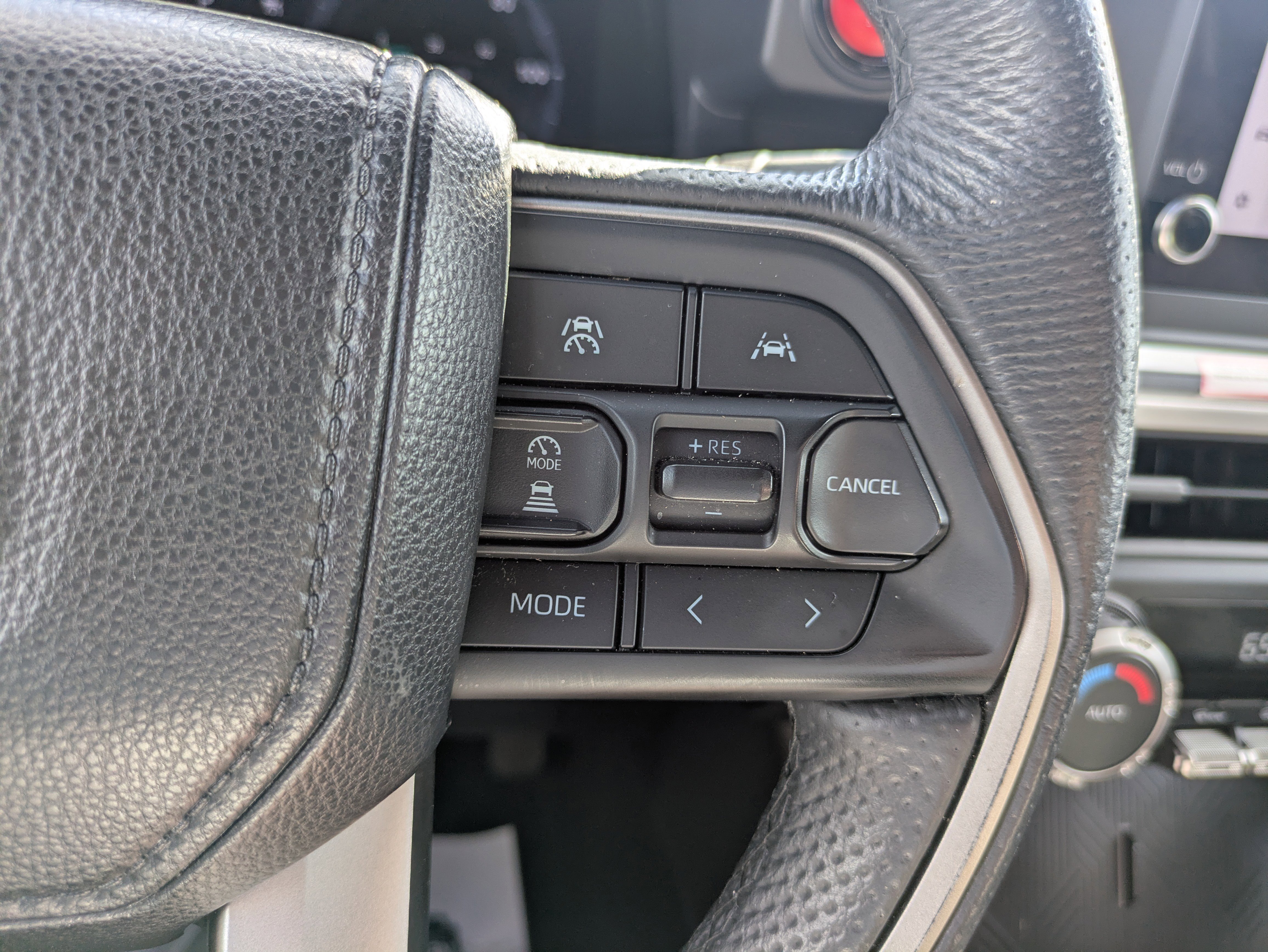 Used 2024 Toyota Tacoma TRD Off-Road image 19