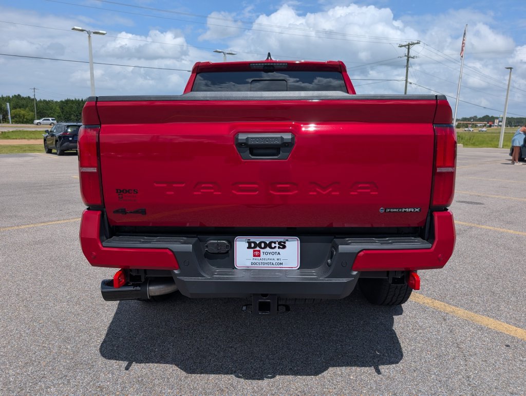 New 2026 Toyota Tacoma TRD Off-Road w/ TRD Off Road Premium Package AWD/4WD image 4