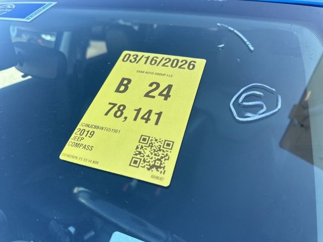 Used 2019 Jeep Compass Latitude image 12