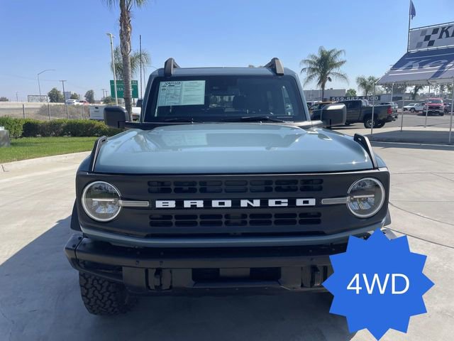 Used 2022 Ford Bronco Black Diamond image 3