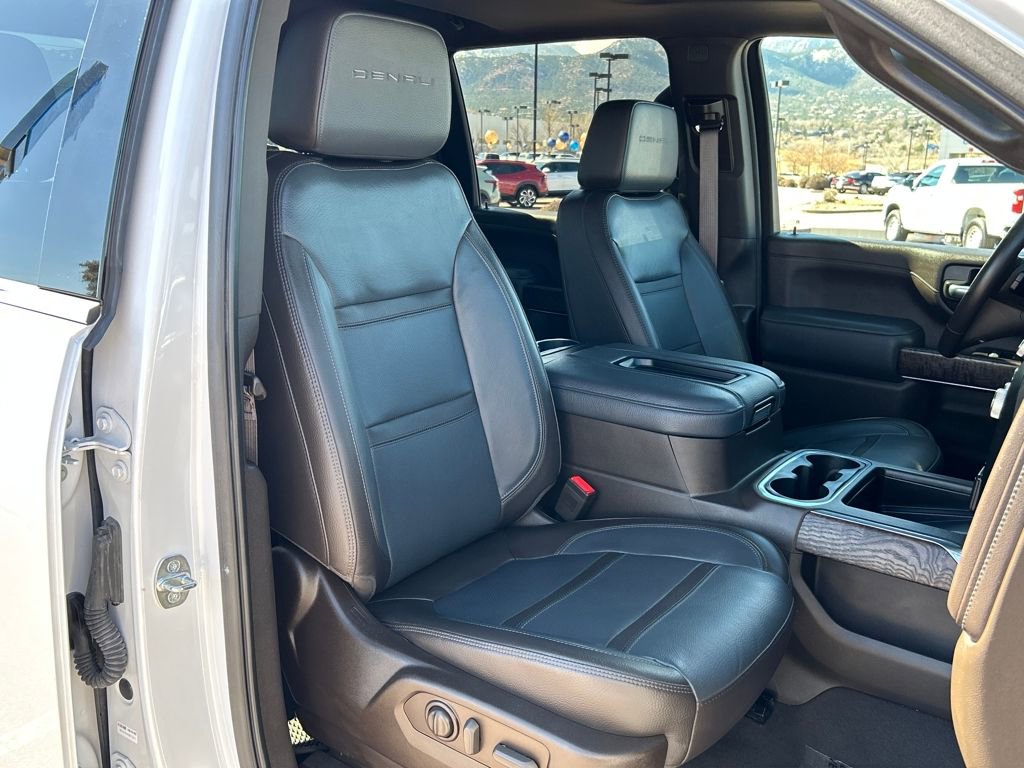 Used 2023 GMC Sierra 2500 Denali w/ Denali Ultimate Package image 19