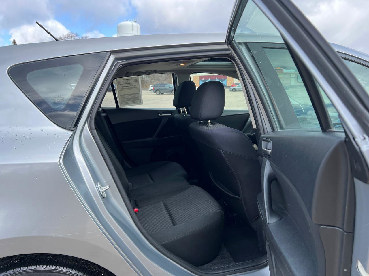 Used 2012 MAZDA MAZDA3 i Touring image 31