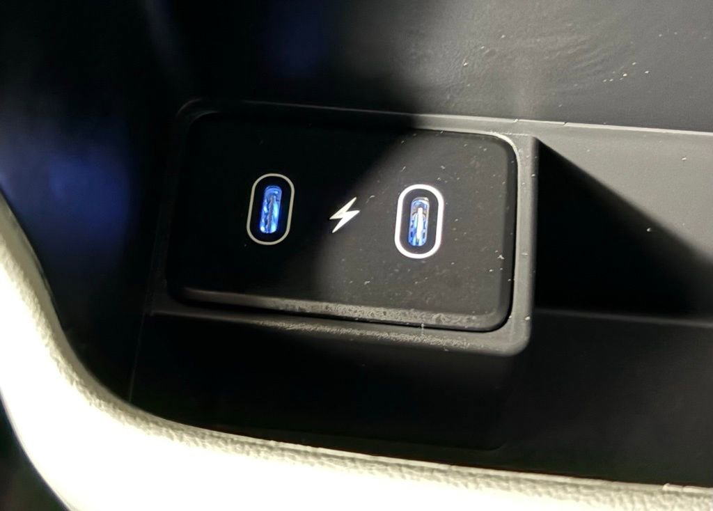 Used 2025 Hyundai Kona SEL image 34