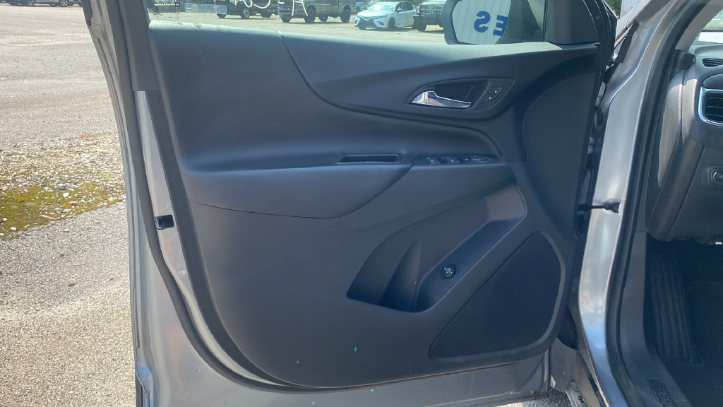 Used 2023 Chevrolet Equinox LT FWD image 17