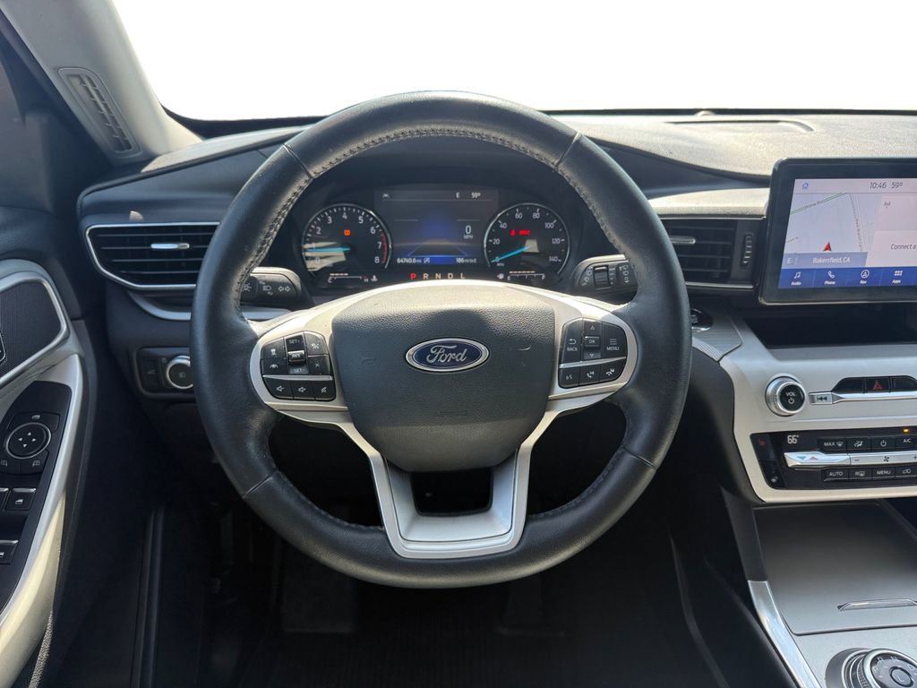 Used 2021 Ford Explorer XLT w/ Equipment Group 202A RWD image 13