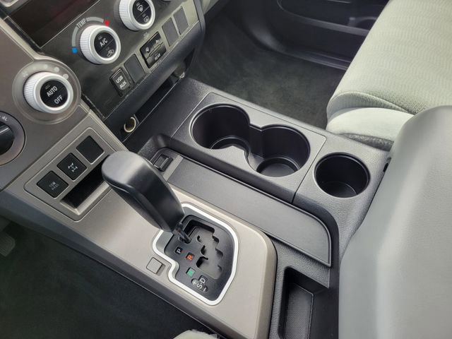 Used 2017 Toyota Sequoia SR5 AWD/4WD image 19