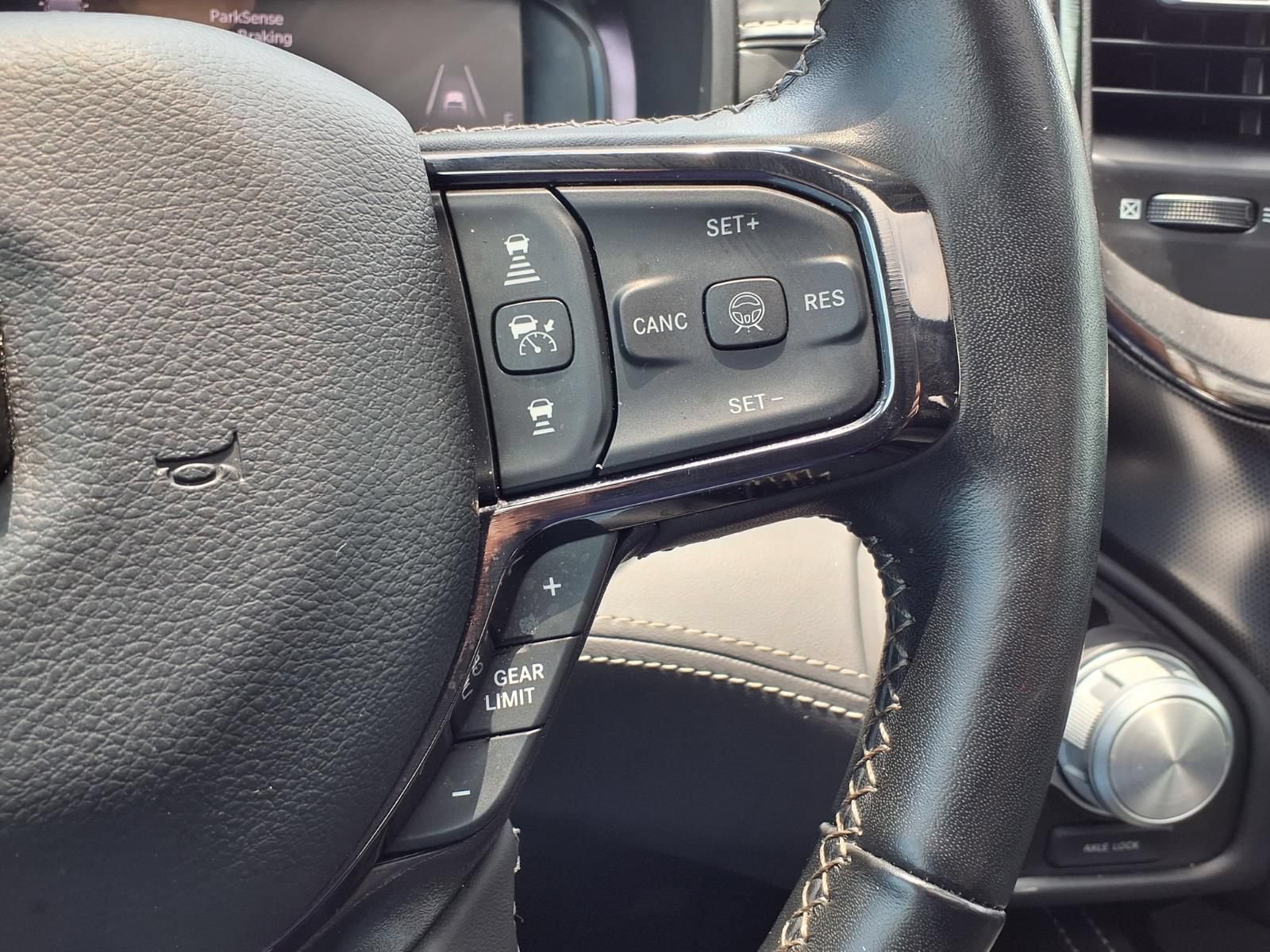 Used 2025 RAM 1500 Limited AWD/4WD image 25