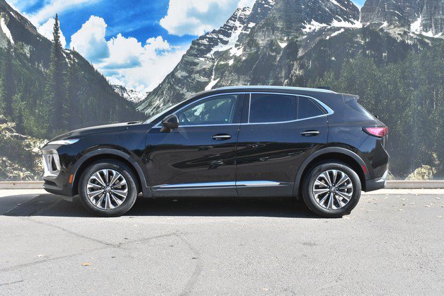 Used 2024 Buick Envision Preferred AWD/4WD image 7
