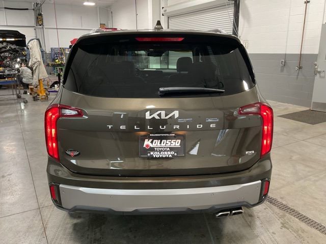 Used 2025 Kia Telluride S image 5