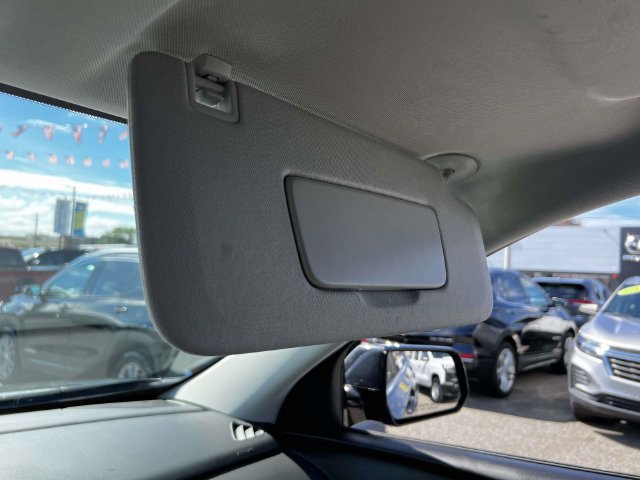 Used 2020 Chevrolet Traverse LT FWD image 35