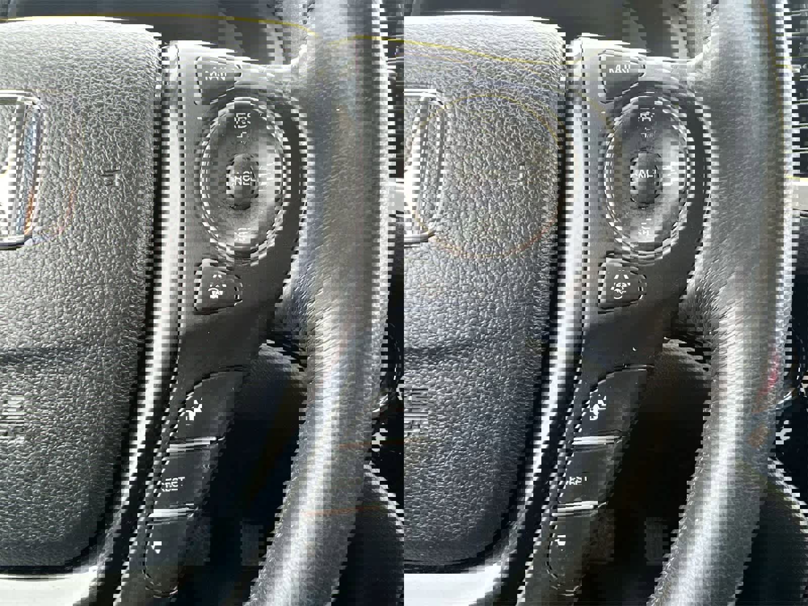 Used 2017 Honda Pilot Touring image 24