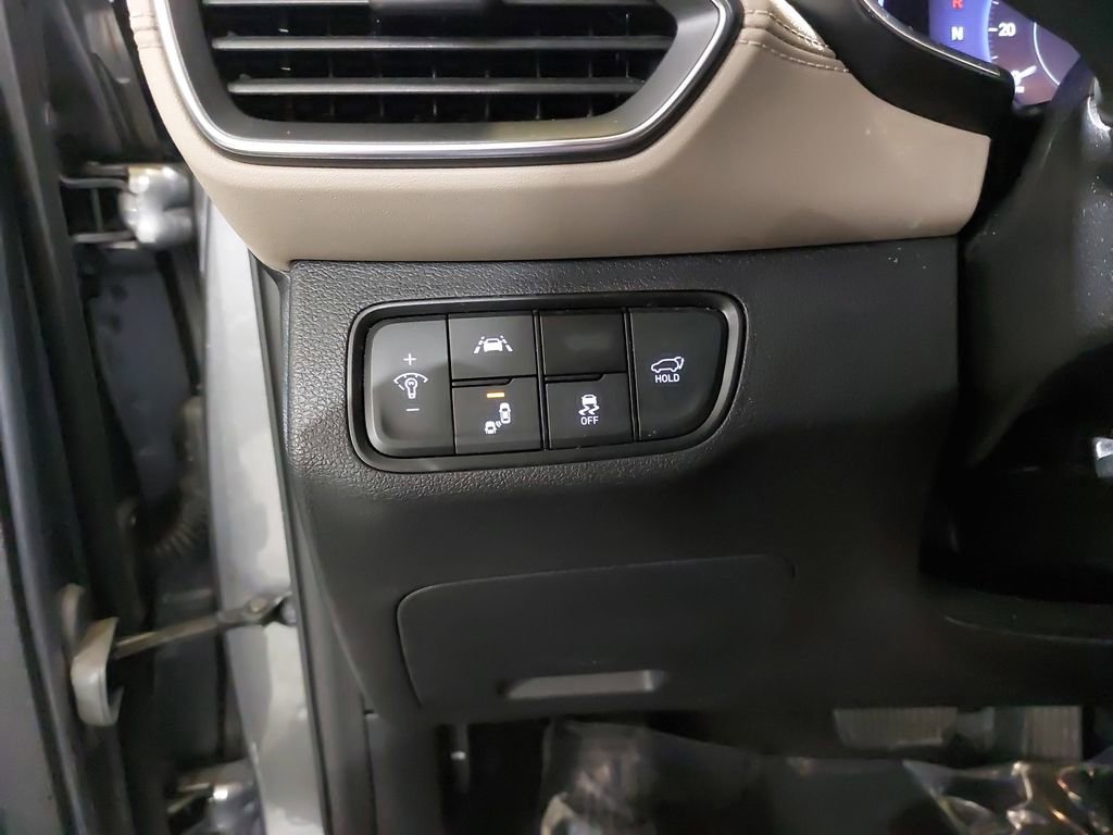 Used 2019 Hyundai Santa Fe SEL FWD image 27