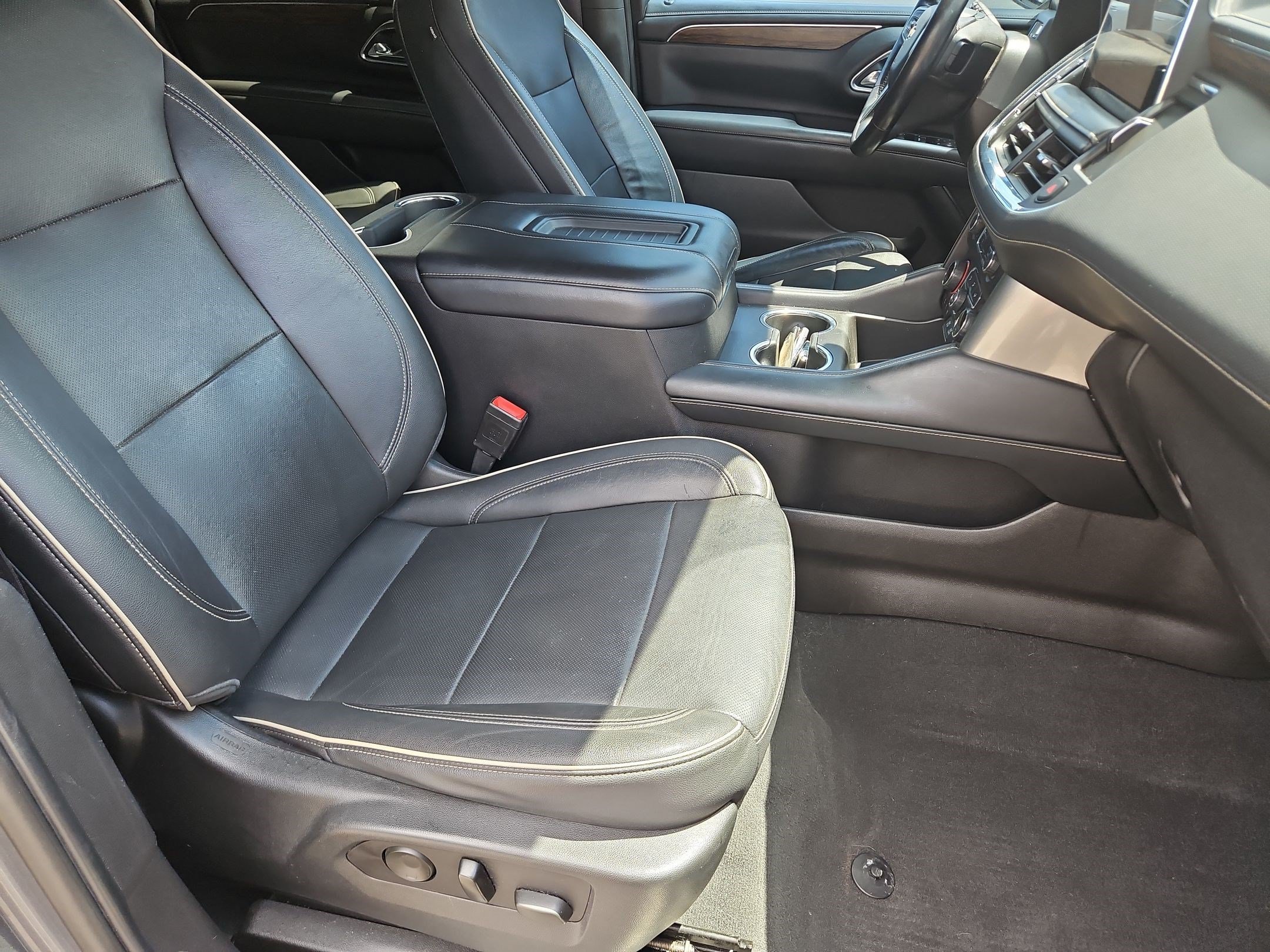 Certified 2021 Chevrolet Suburban Premier w/ Premium Package RWD image 30