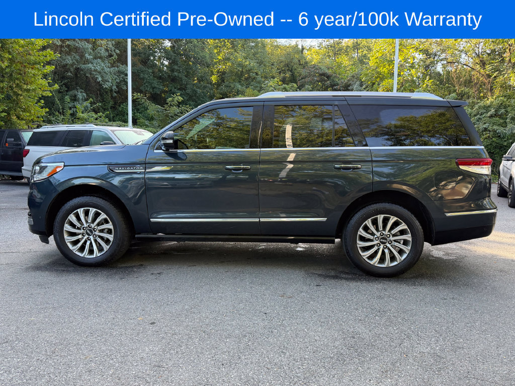 Certified 2024 Lincoln Navigator Premiere AWD/4WD image 4