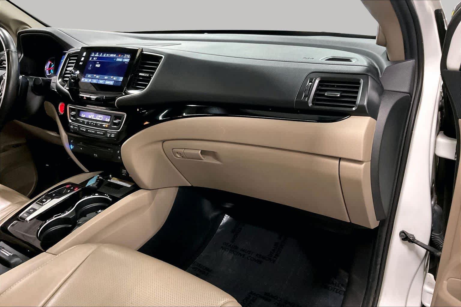 Used 2020 Honda Pilot Elite image 19