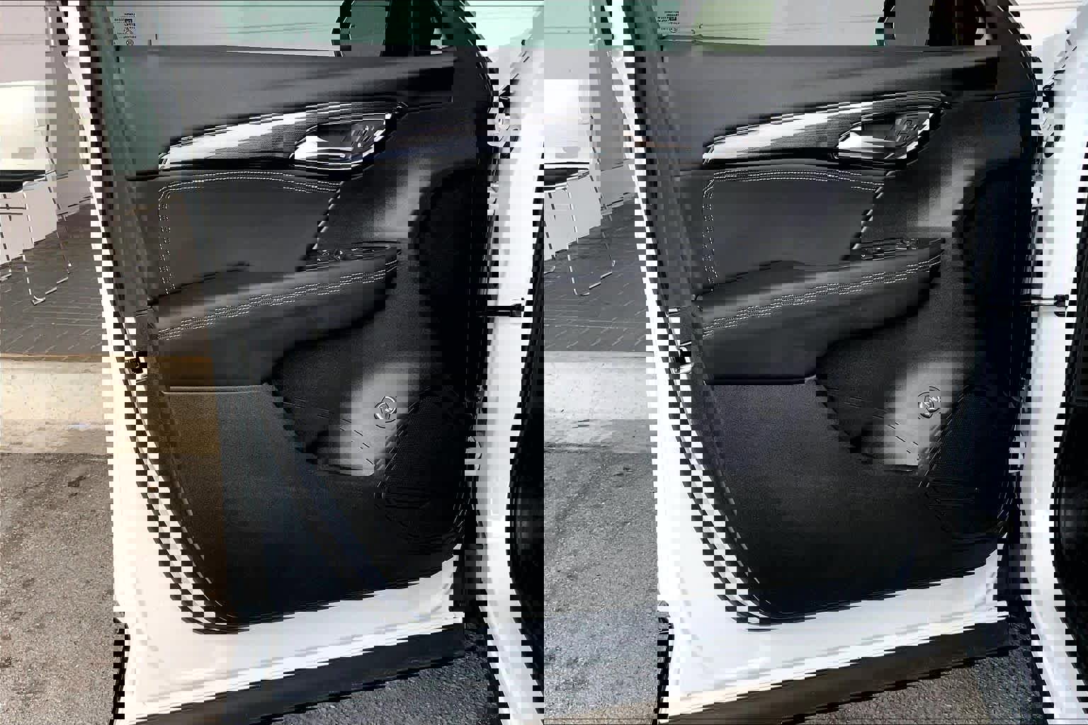 Used 2023 Buick Envision Preferred w/ Sport Touring Package image 22