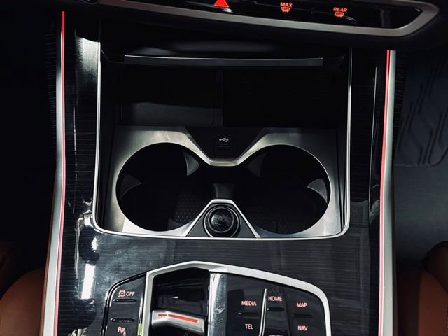 Certified 2025 BMW X7 M60i image 25