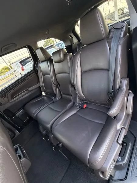 Used 2018 Honda Odyssey EX-L image 19