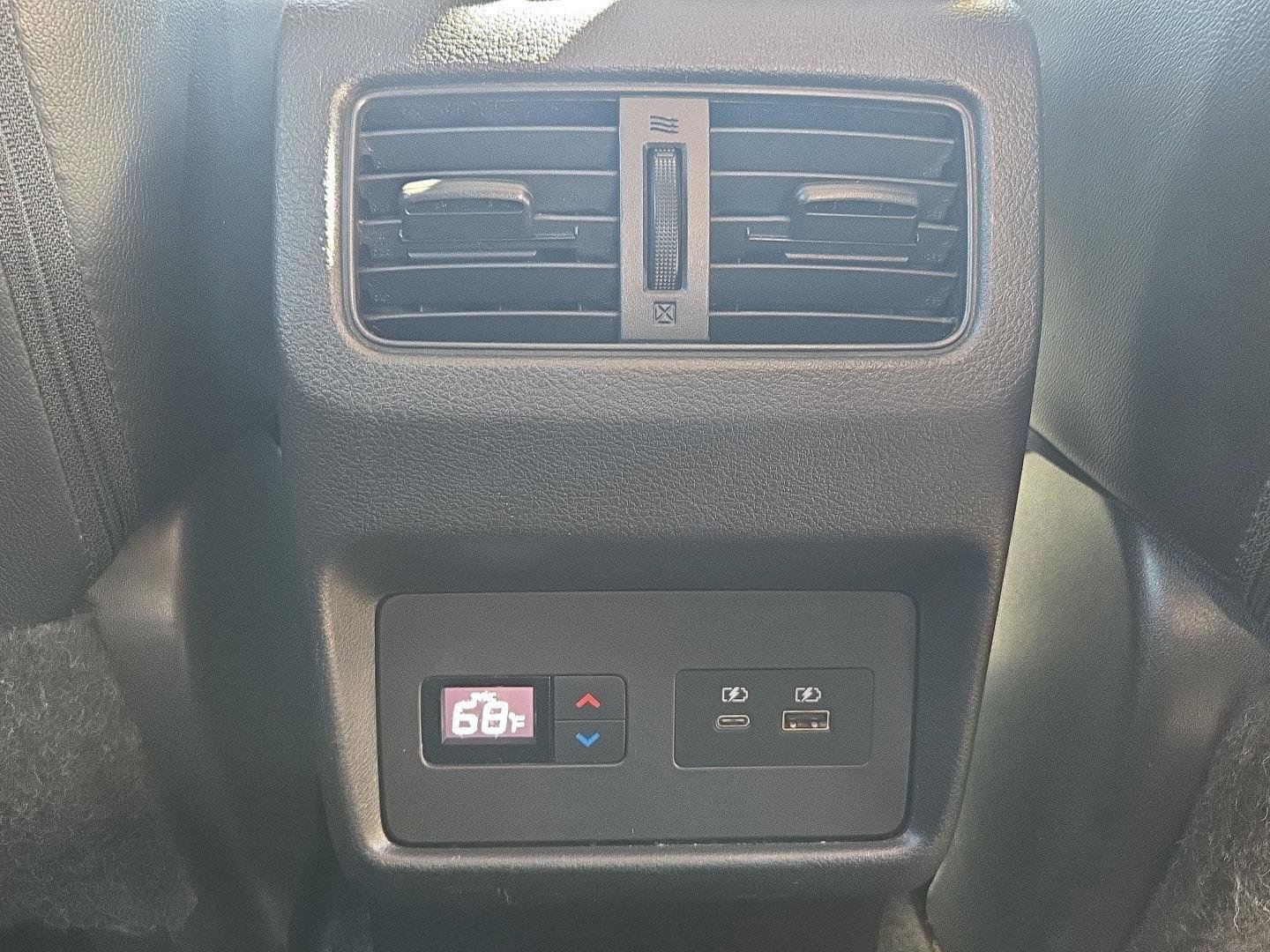 Used 2022 Nissan Rogue SL w/ SL Premium Package image 31