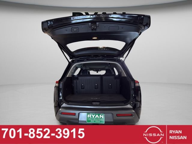 New 2026 Nissan Pathfinder Platinum image 42