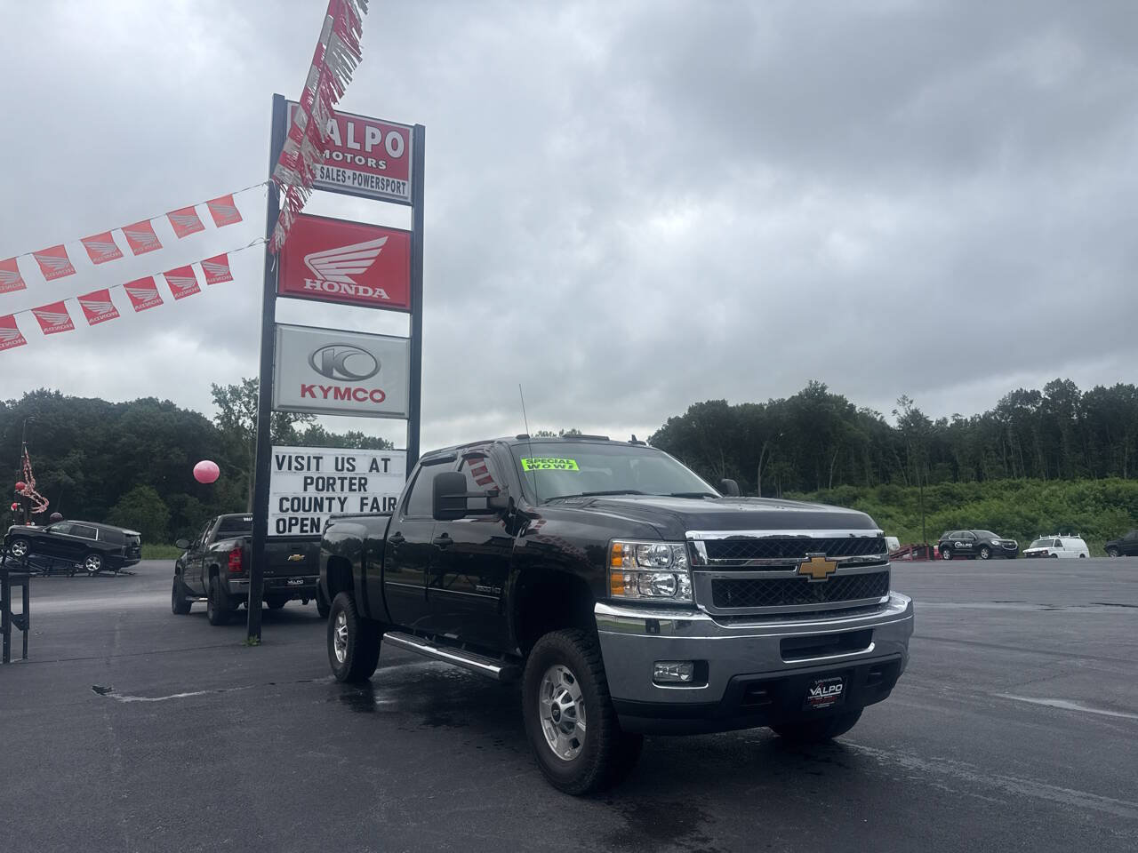 Used 2012 Chevrolet Silverado 2500 LT w/ Interior Plus Package AWD/4WD image 4