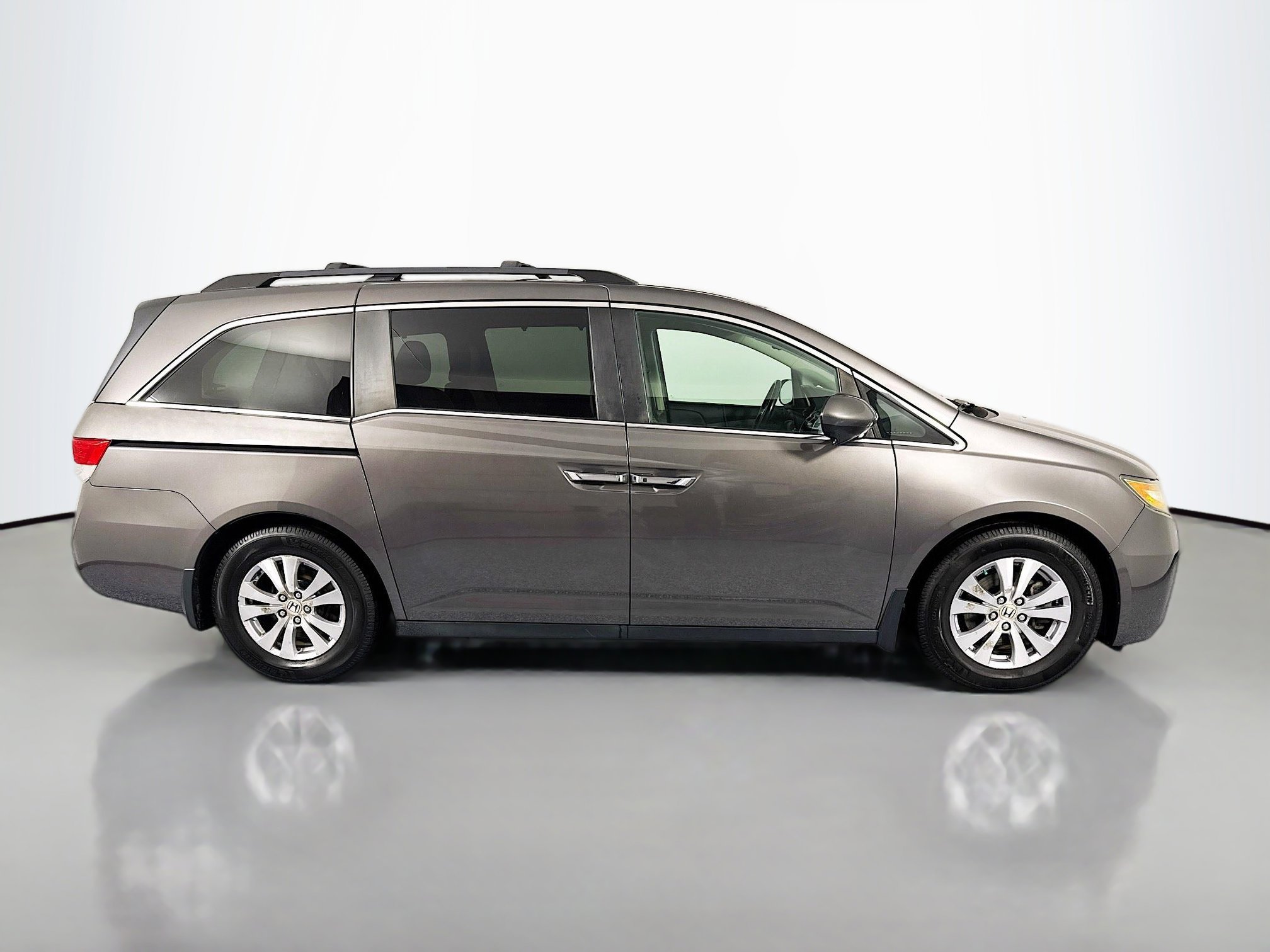 Used 2015 Honda Odyssey EX-L image 4