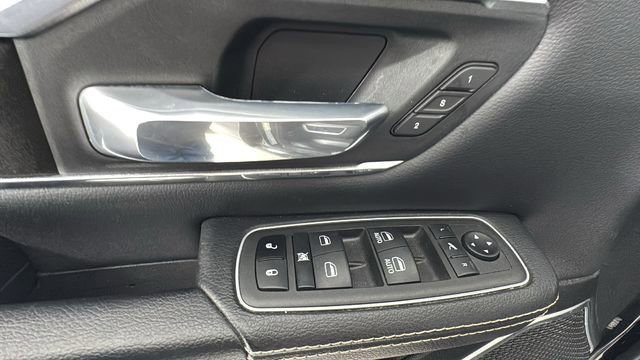 Used 2022 RAM 1500 Laramie w/ Sport Appearance Package image 18