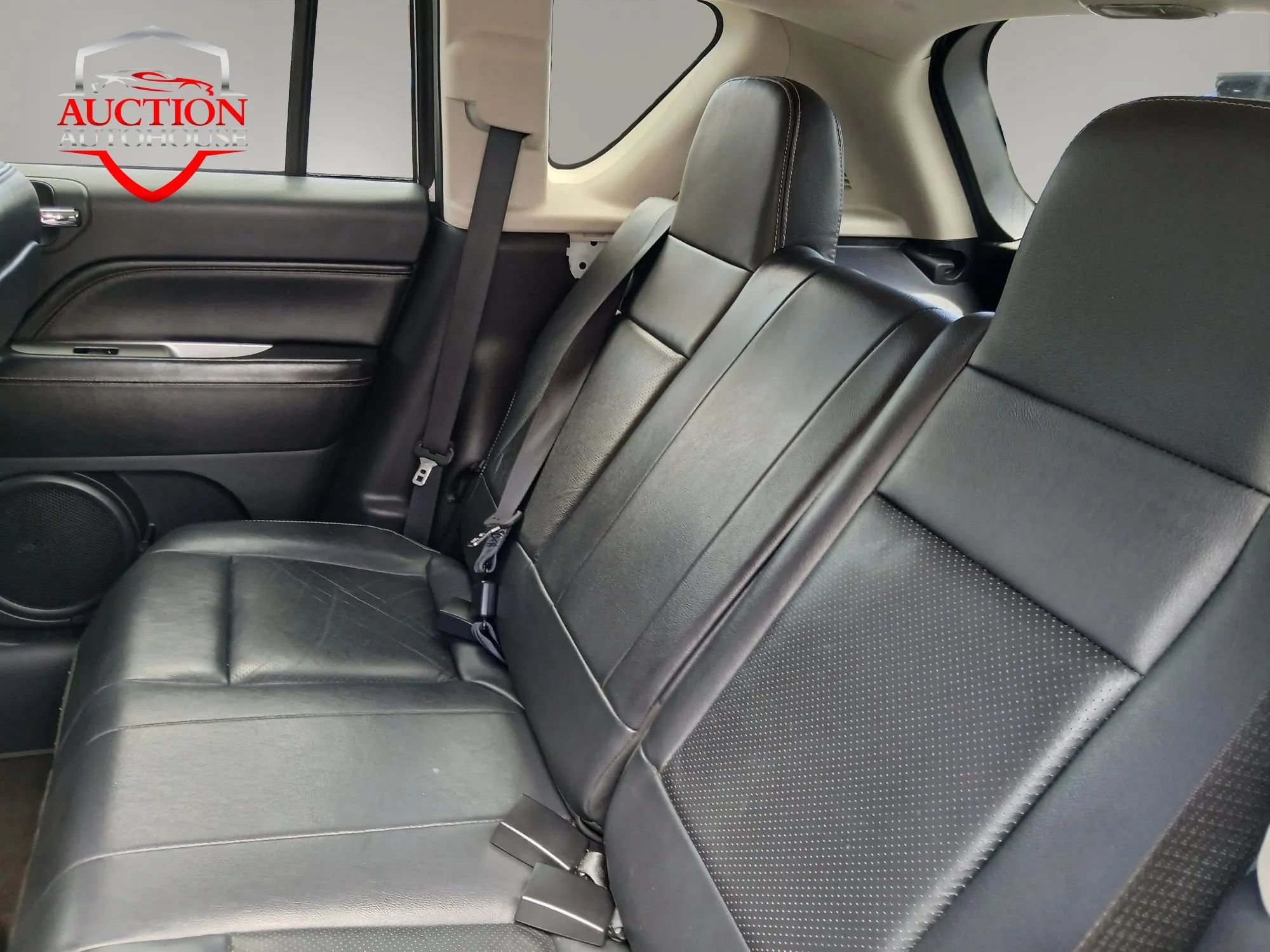 Used 2015 Jeep Compass Limited FWD image 23