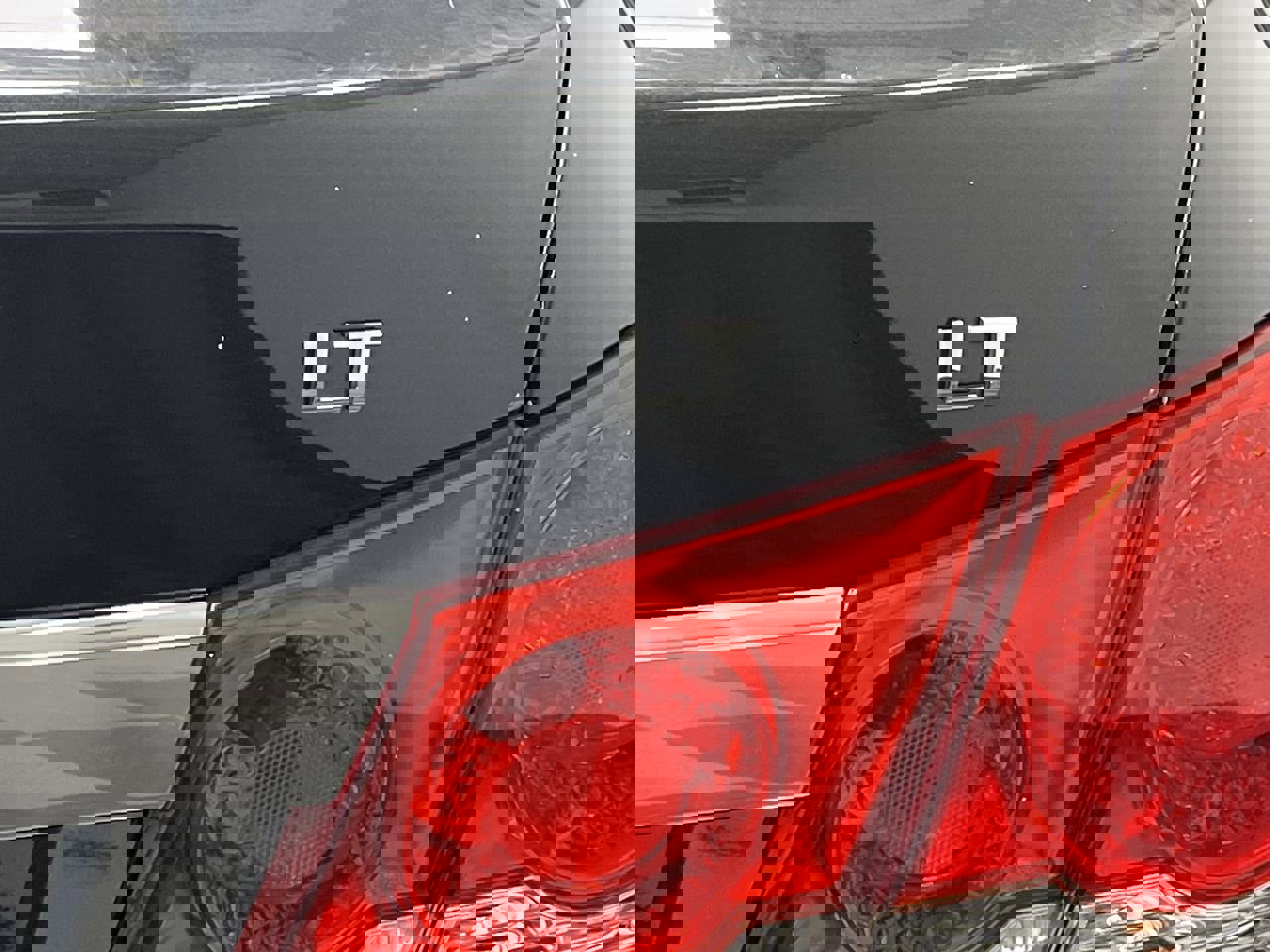 Used 2013 Chevrolet Cruze LT FWD image 24