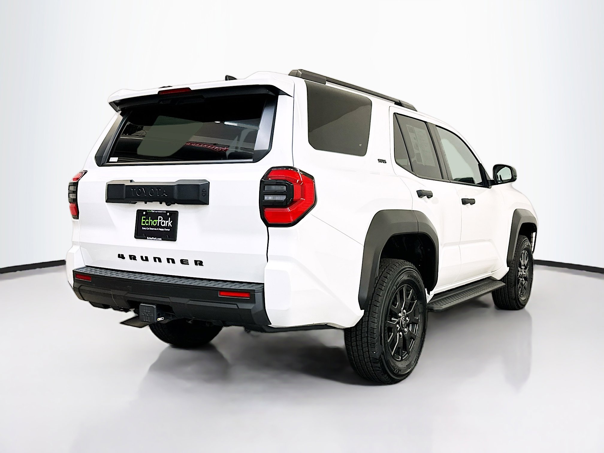 Used 2025 Toyota 4Runner SR5 image 9