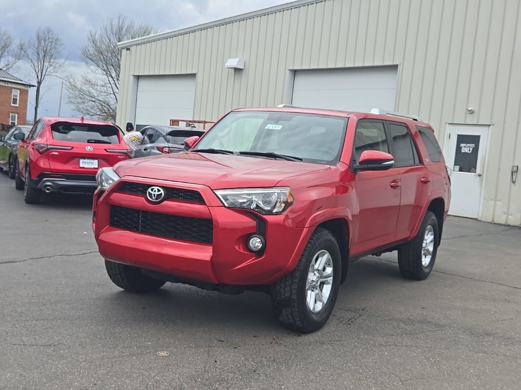 Used 2018 Toyota 4Runner SR5 Premium image 3