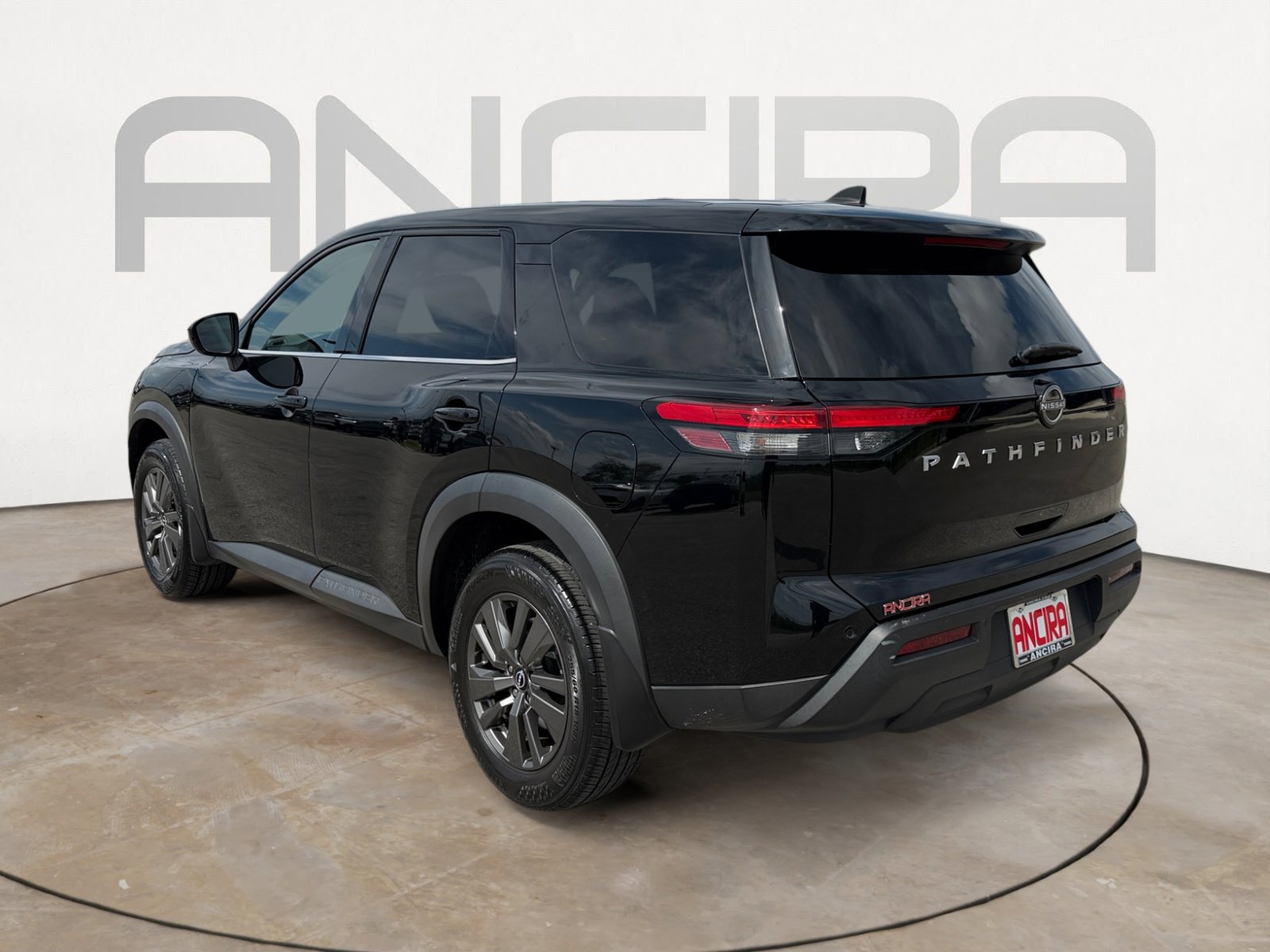 Used 2023 Nissan Pathfinder S FWD image 9