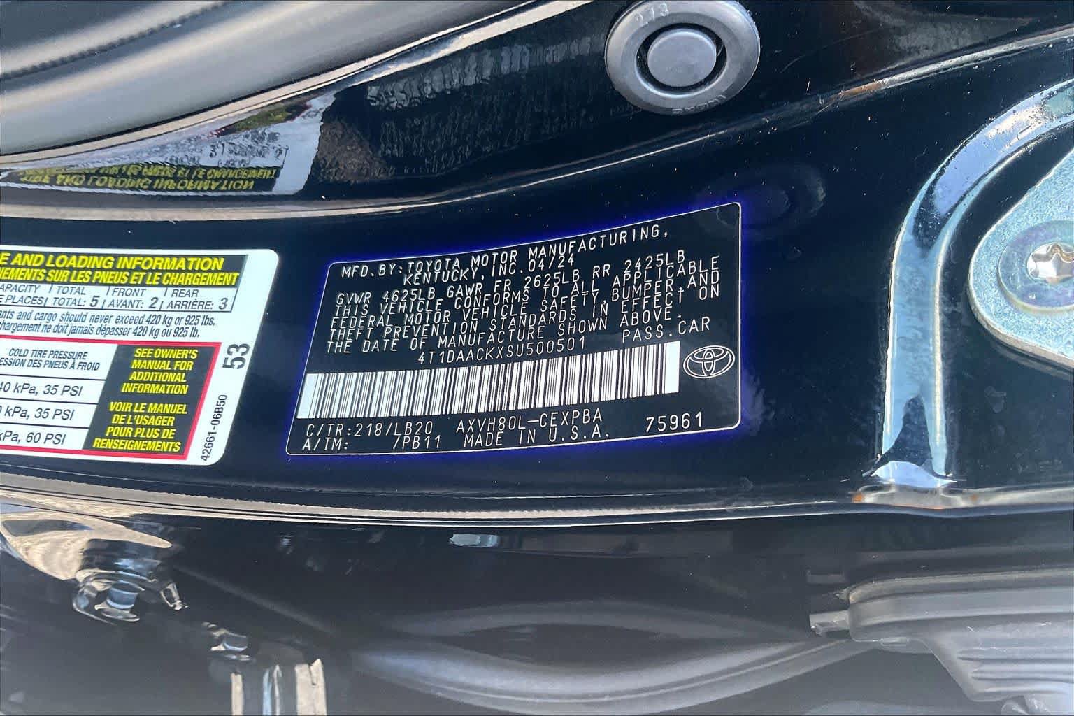Used 2025 Toyota Camry XSE FWD image 33