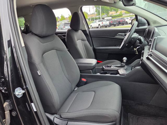 Used 2024 Kia Sportage LX FWD image 17