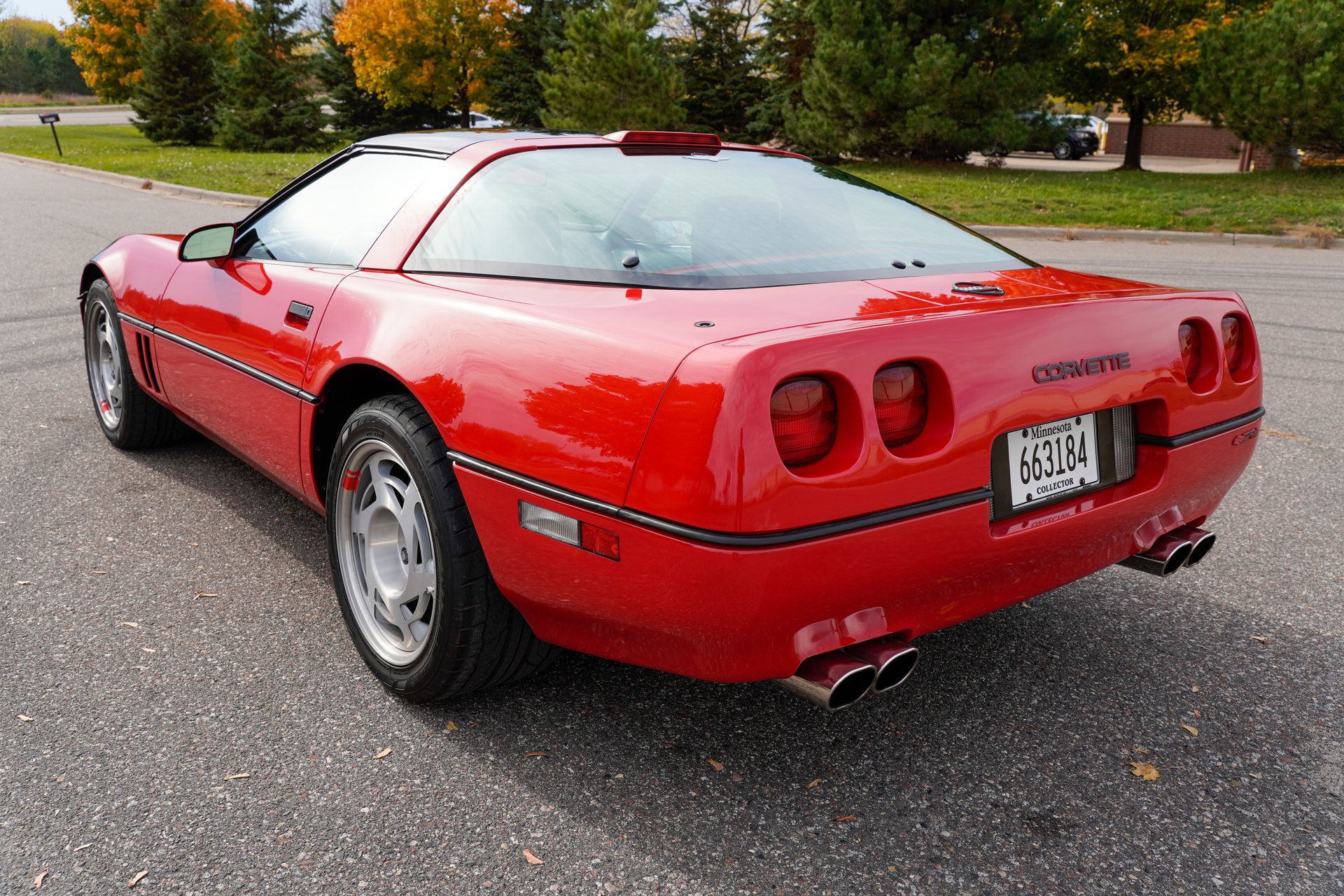 Used 1990 Chevrolet Corvette ZR-1 RWD image 6