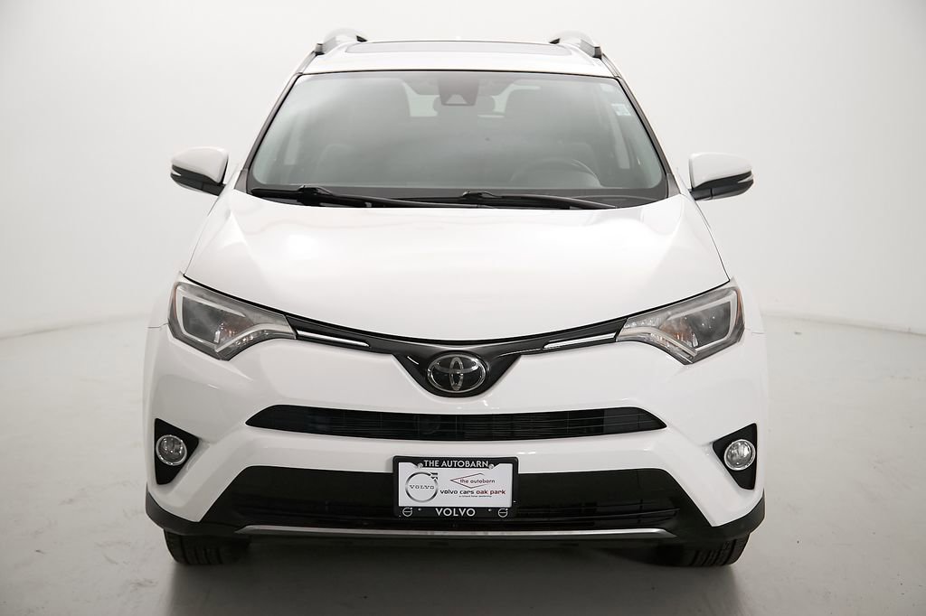 Used 2018 Toyota RAV4 XLE w/ Plus Extra Value Package AWD/4WD image 5