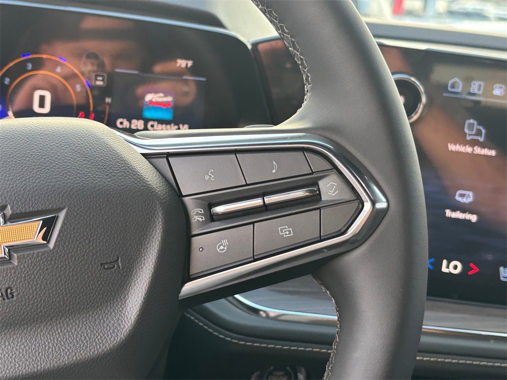 Used 2026 Chevrolet Suburban Premier image 13