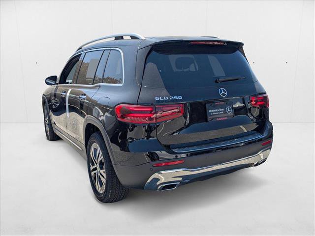 New 2025 Mercedes-Benz GLB 250 image 8