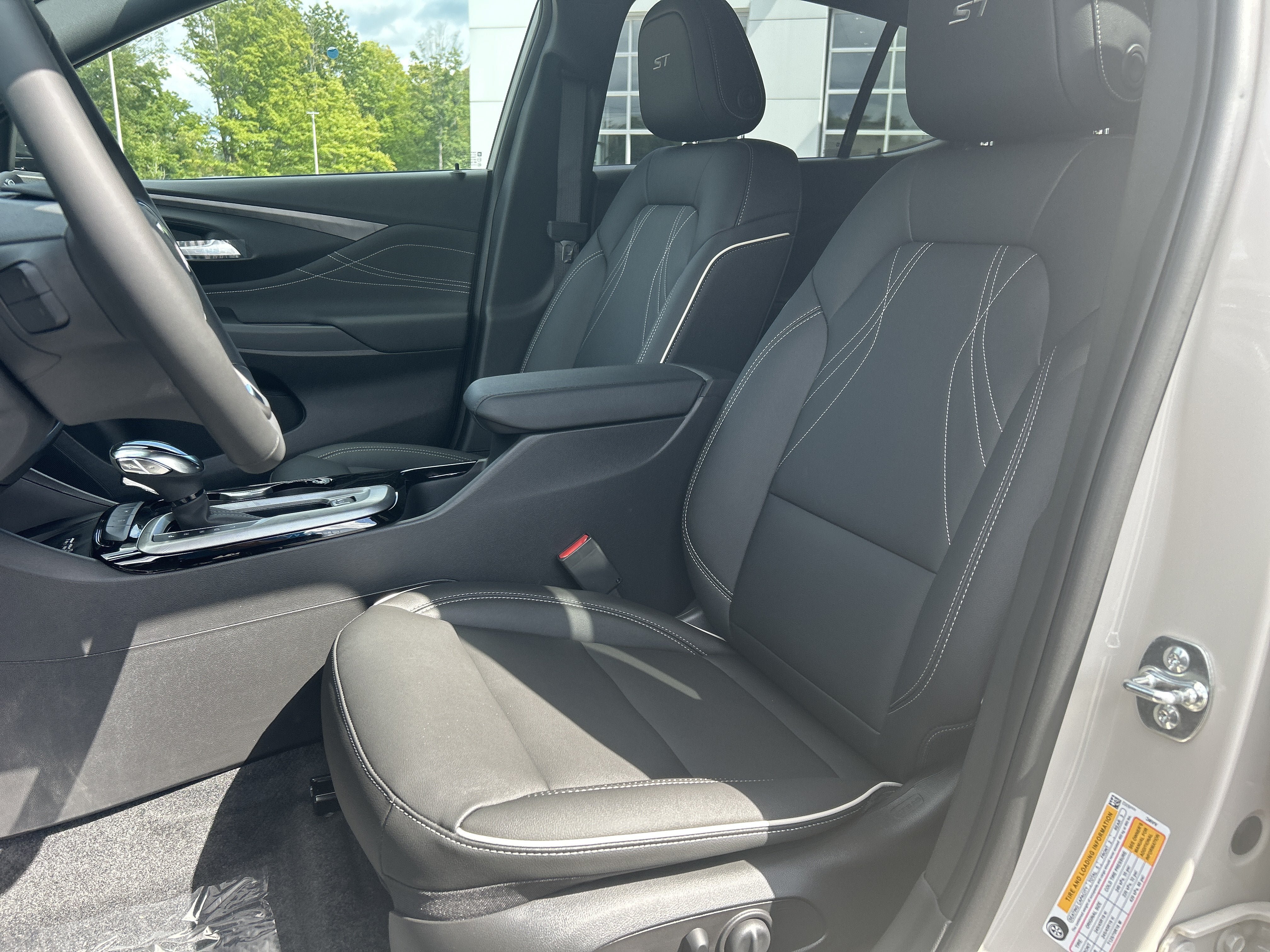New 2026 Buick Envista Sport Touring w/ Studio Series FWD image 19