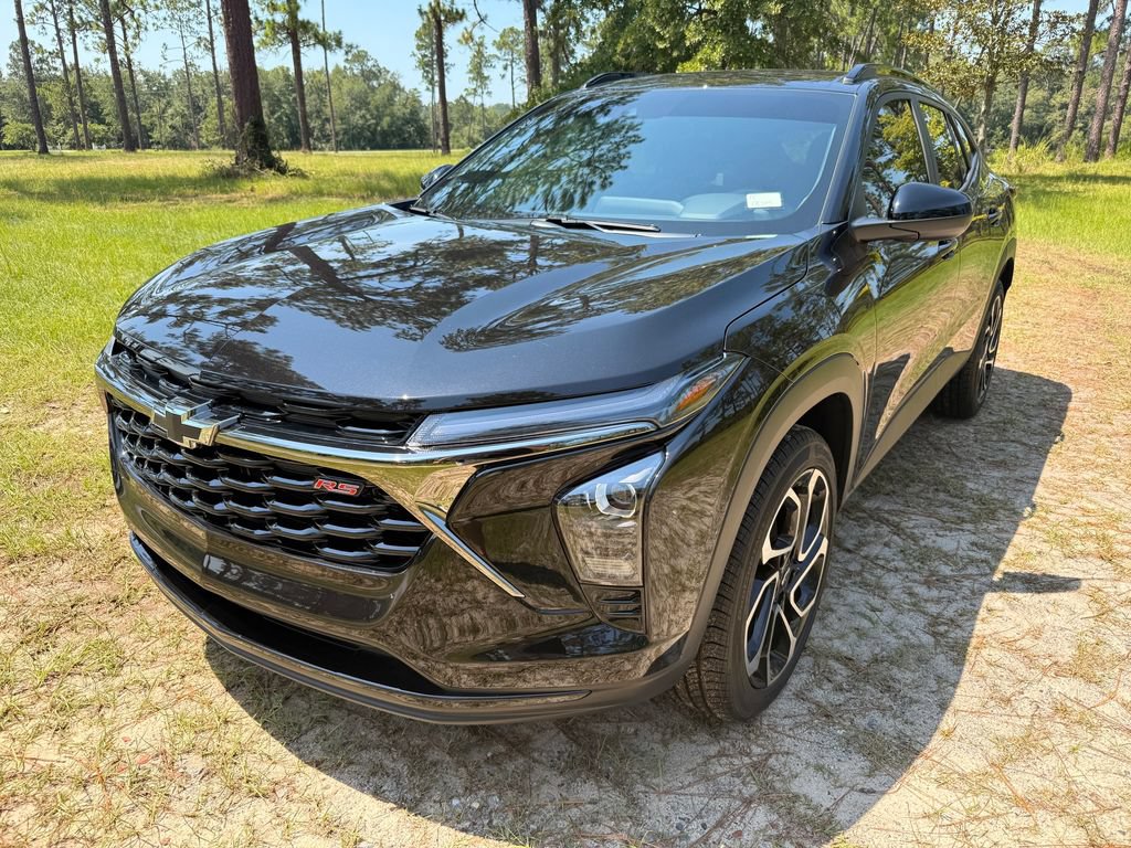 New 2026 Chevrolet Trax RS FWD image 1