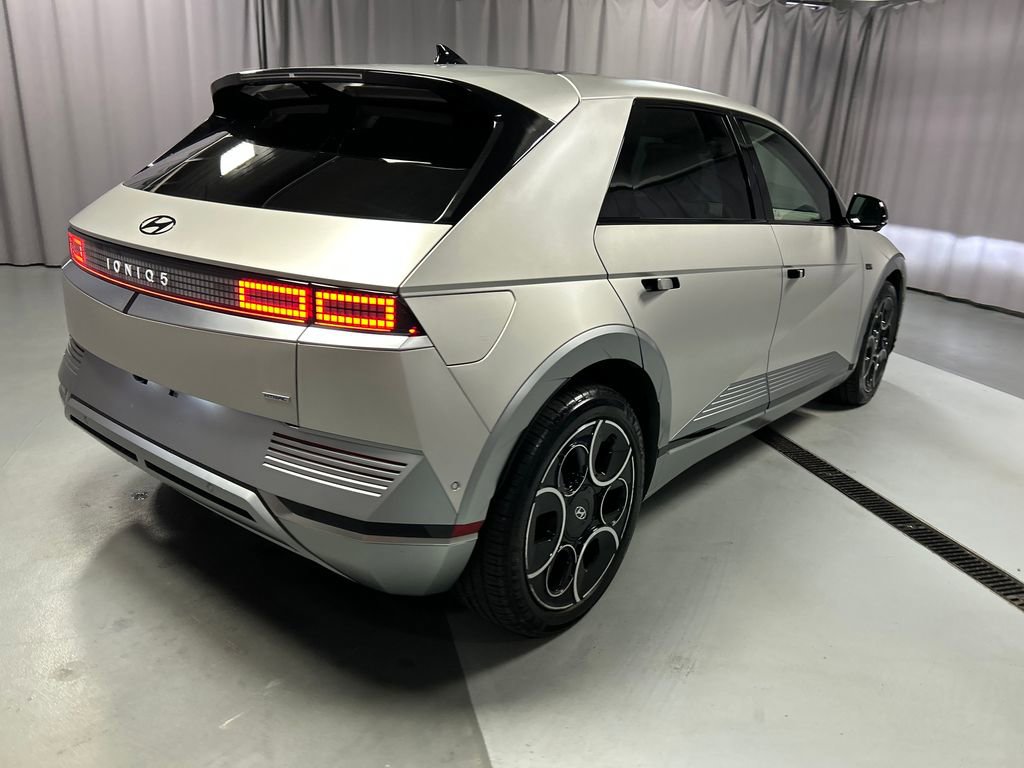 Used 2024 Hyundai Ioniq 5 Limited image 7