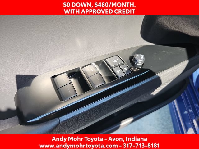 Used 2025 Toyota Camry SE FWD image 12