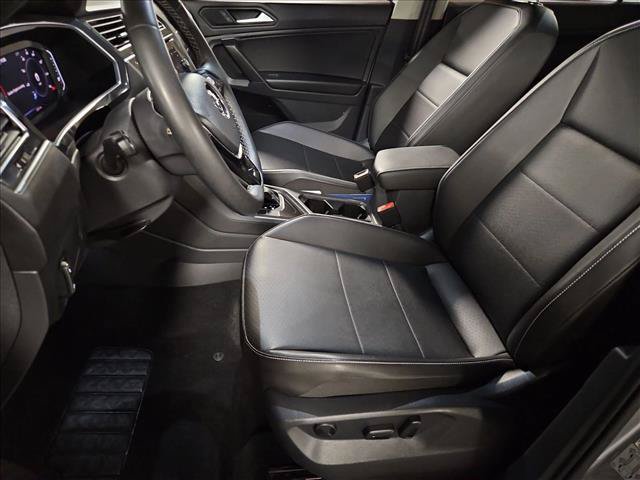 Used 2021 Volkswagen Tiguan SEL FWD image 17
