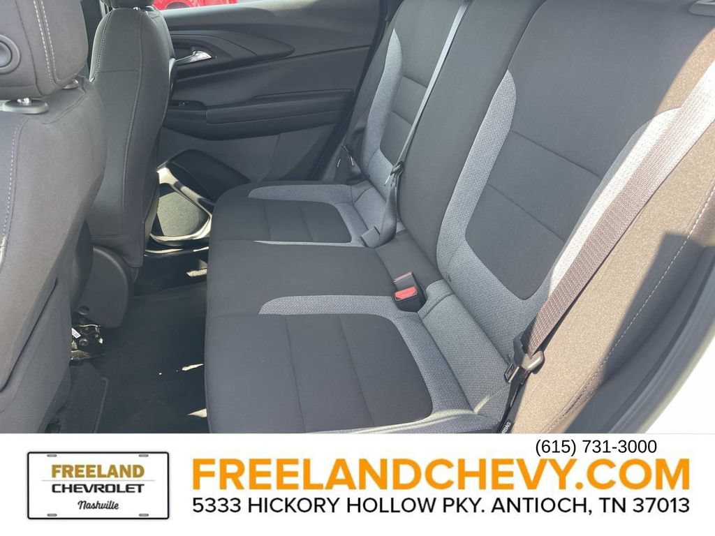 Used 2023 Chevrolet TrailBlazer LS FWD image 18